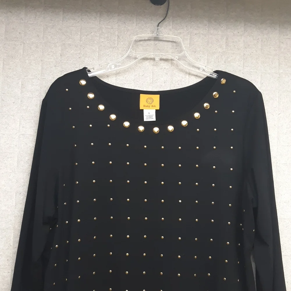 Ruby Rd. Top - Picture 2 of 6